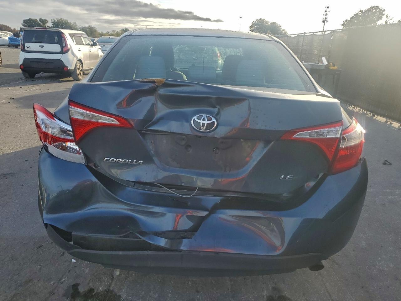 2016 TOYOTA COROLLA LE photo 6