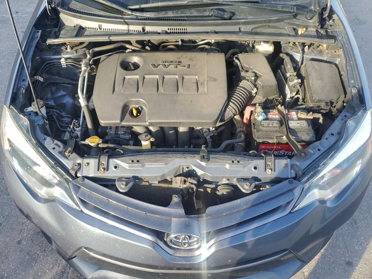2016 TOYOTA COROLLA LE photo 11