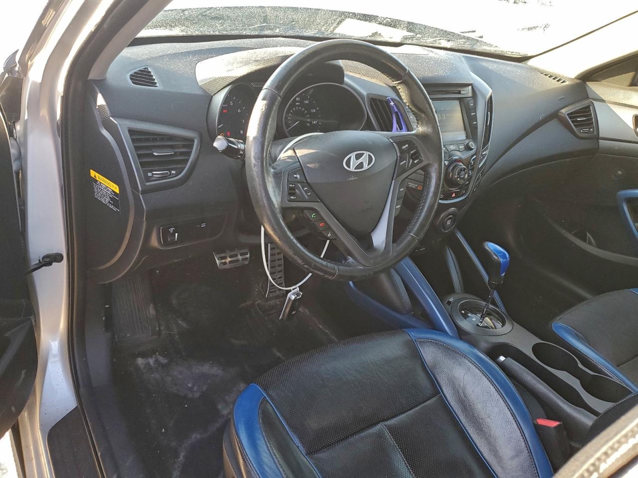2013 HYUNDAI VELOSTER TURBO photo 8