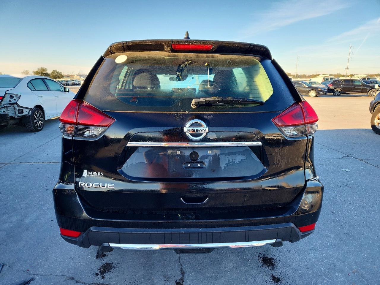2020 NISSAN ROGUE S photo 11