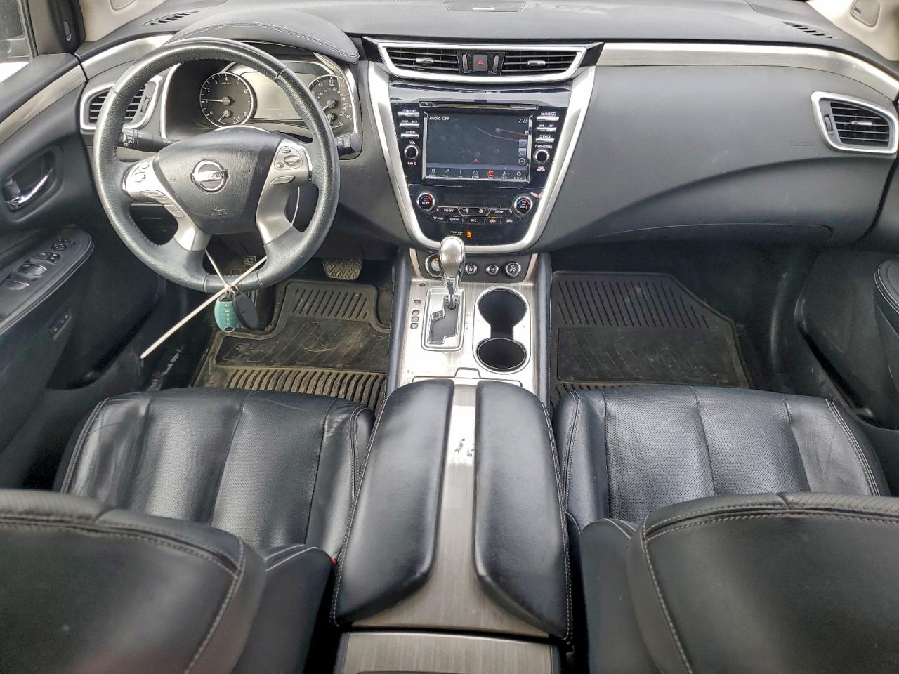 2015 NISSAN MURANO S photo 8