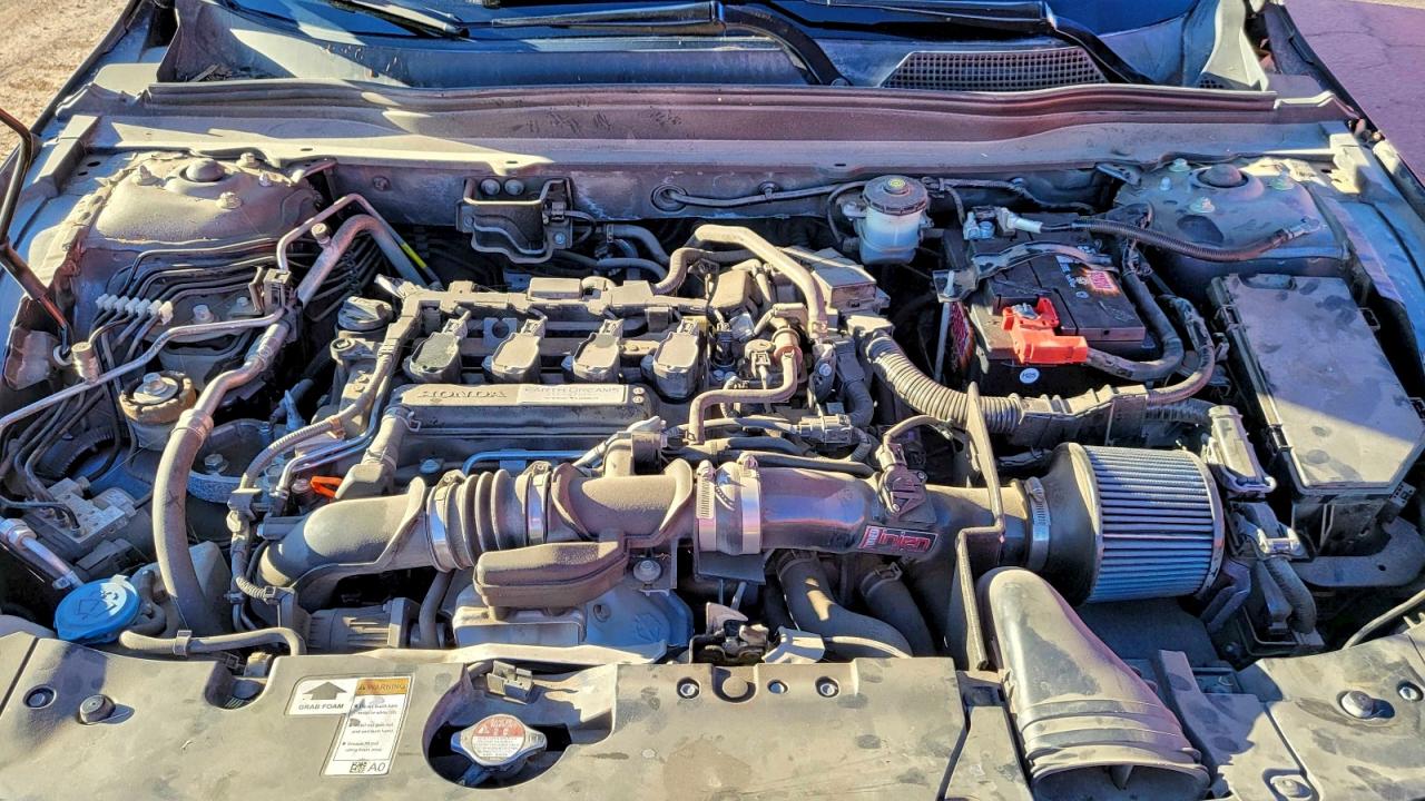 2018 HONDA ACCORD TOURING photo 7