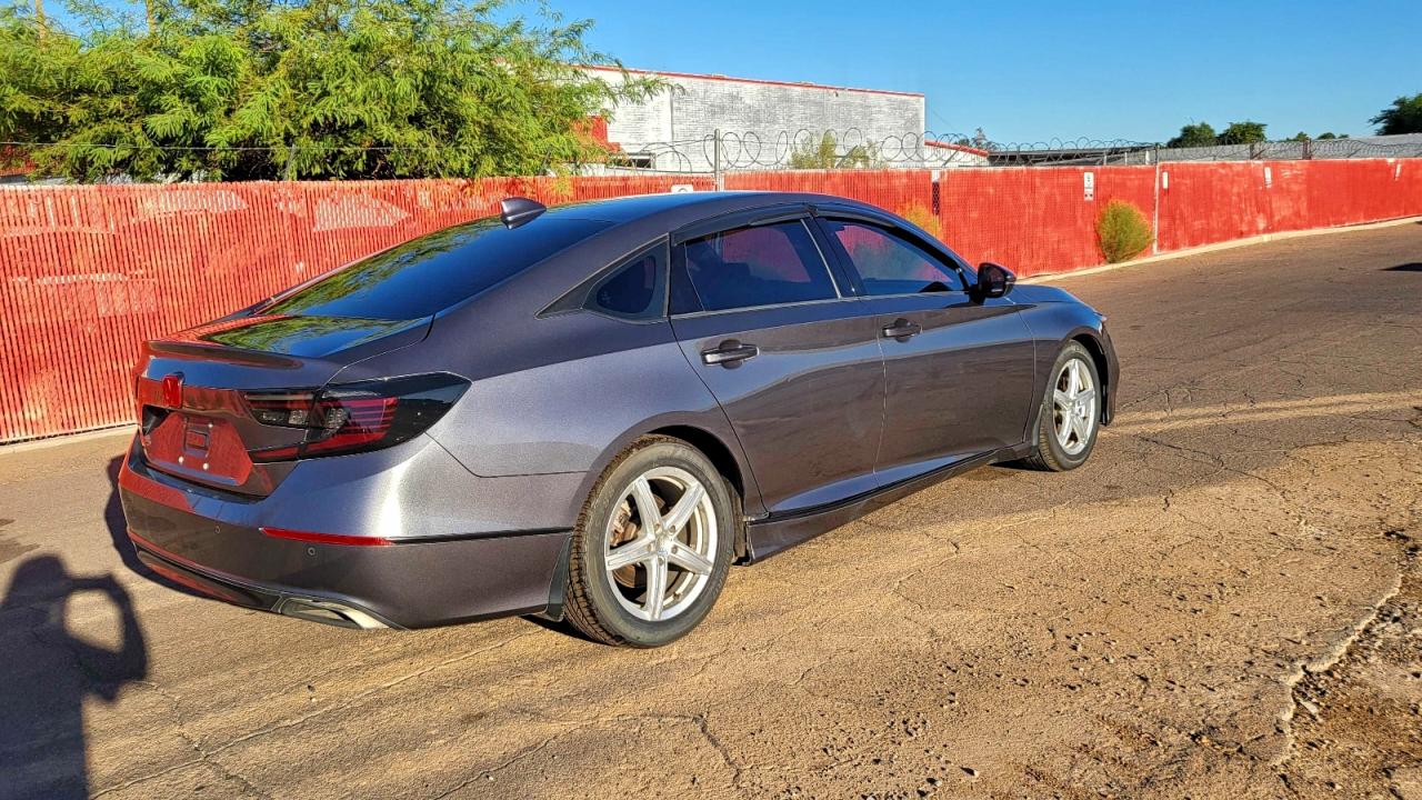 2018 HONDA ACCORD TOURING photo 4