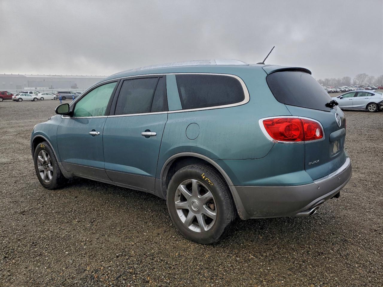 2009 BUICK ENCLAVE CXL photo 2