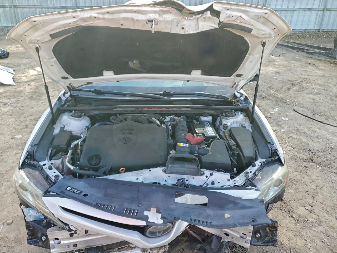 2019 TOYOTA CAMRY XSE photo 11