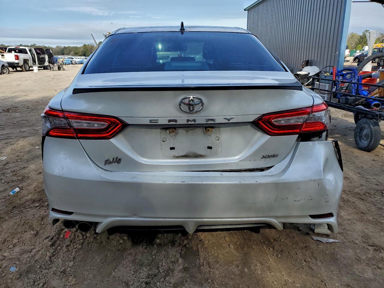 2019 TOYOTA CAMRY XSE photo 6