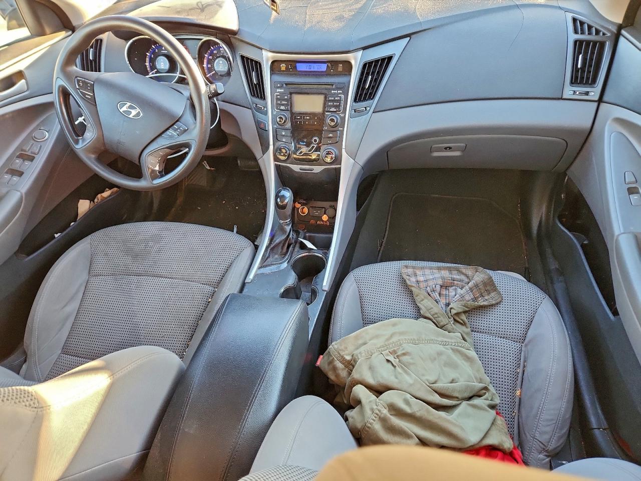 2011 HYUNDAI SONATA GLS photo 15