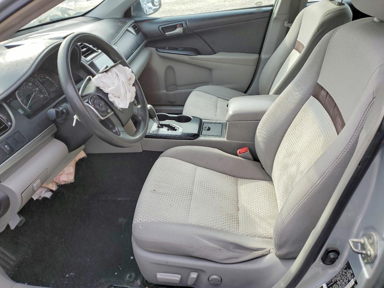 2013 TOYOTA CAMRY L photo 7