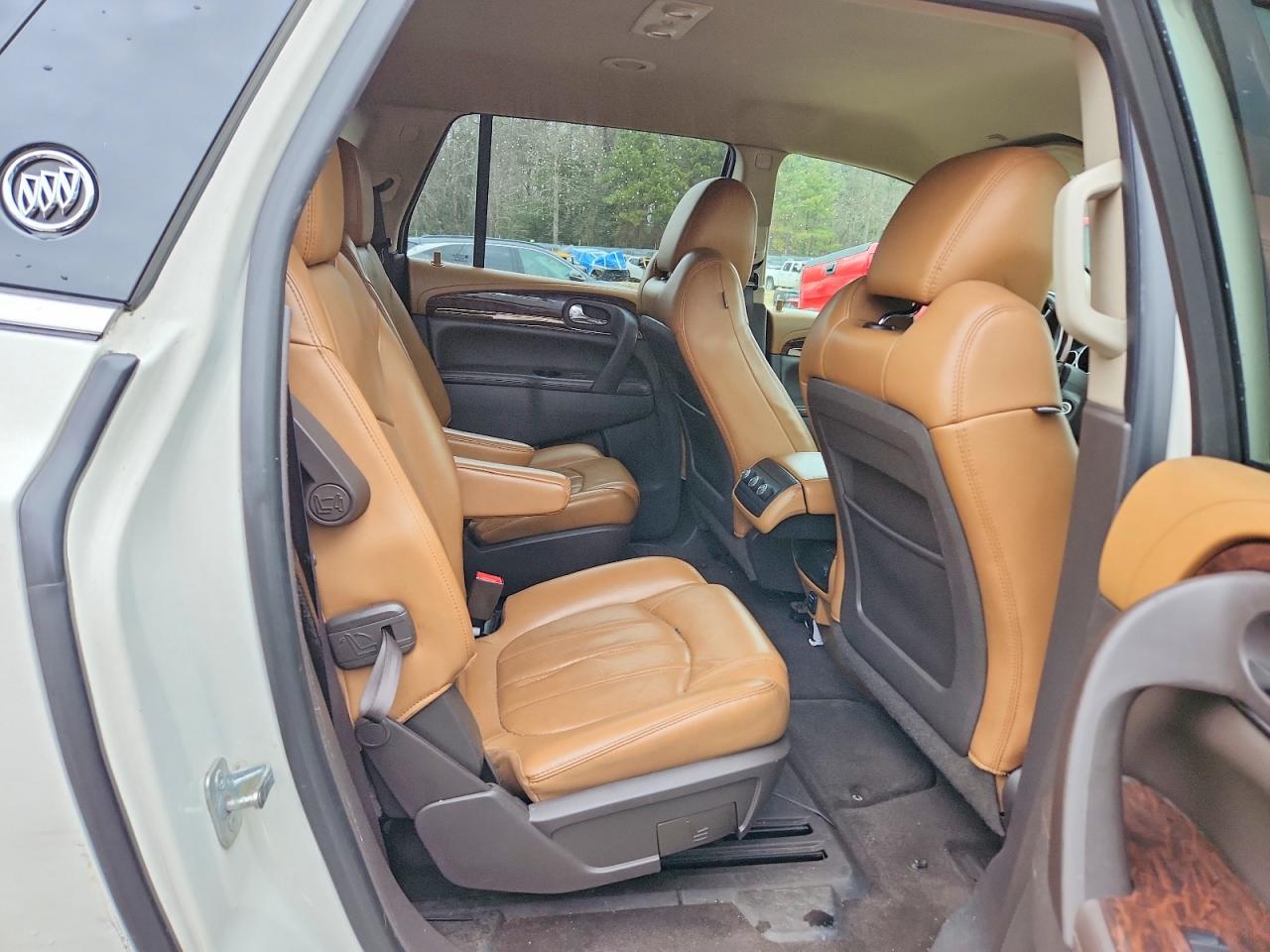 2015 BUICK ENCLAVE photo 11