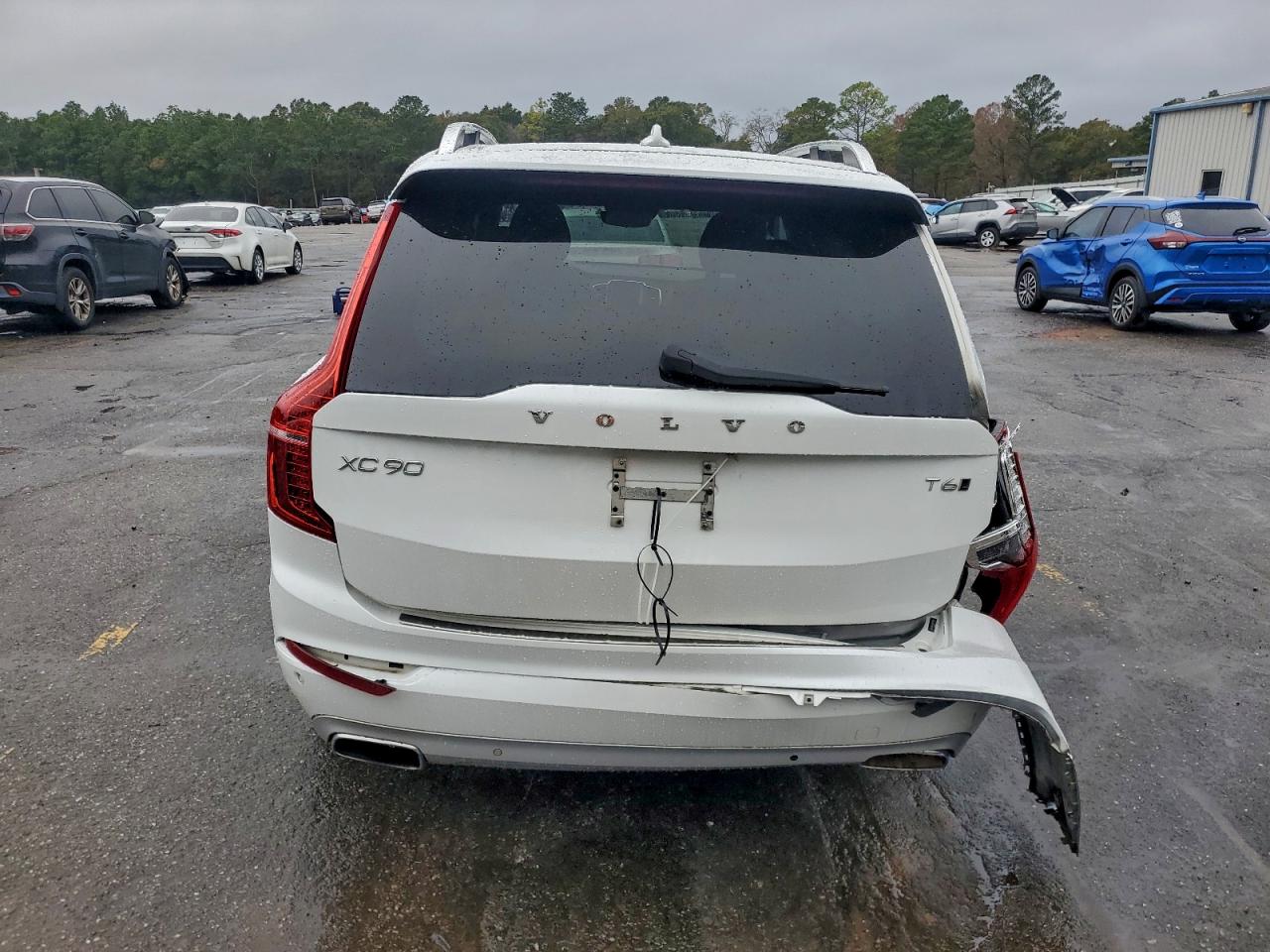 2016 VOLVO XC90 T6 photo 6