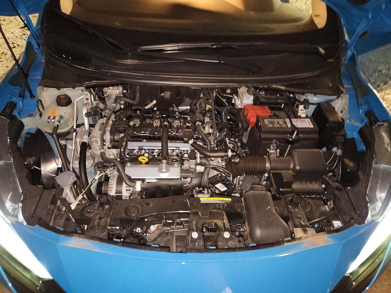 2025 NISSAN VERSA SR photo 11