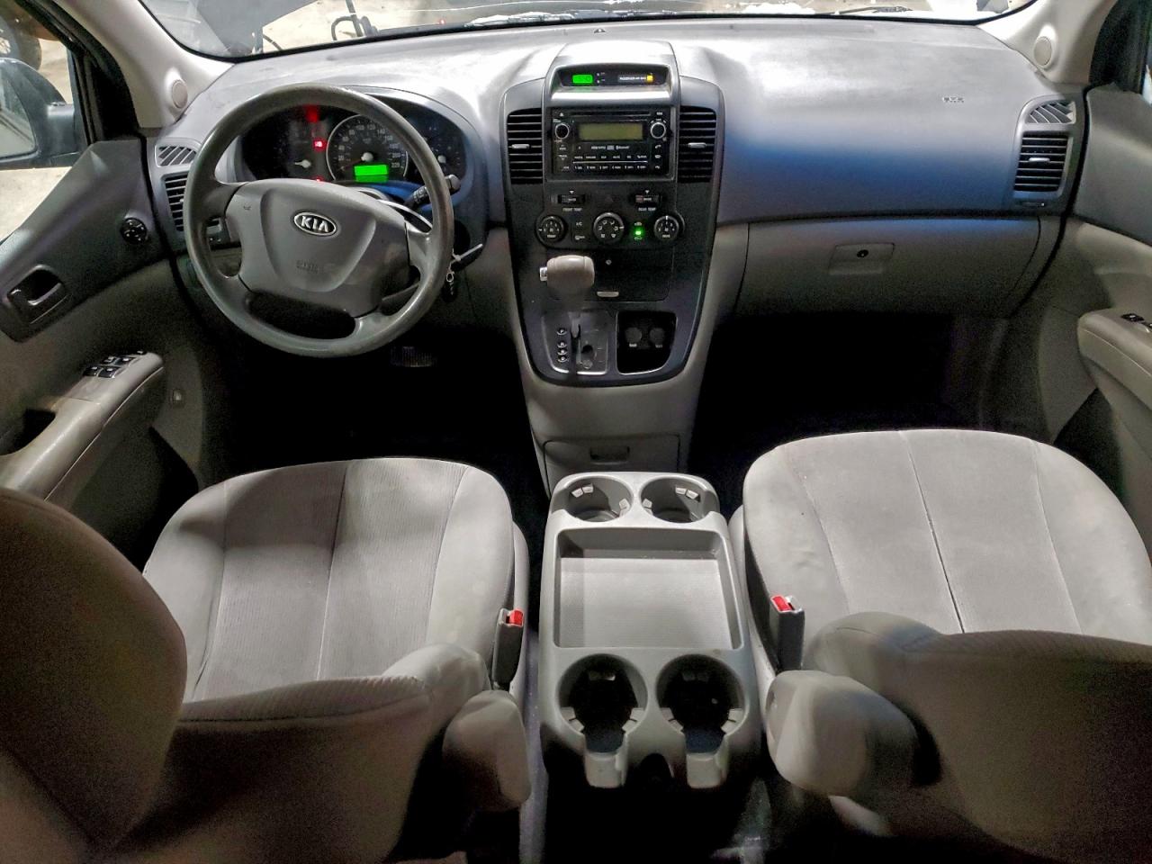 2009 KIA SEDONA LX photo 8