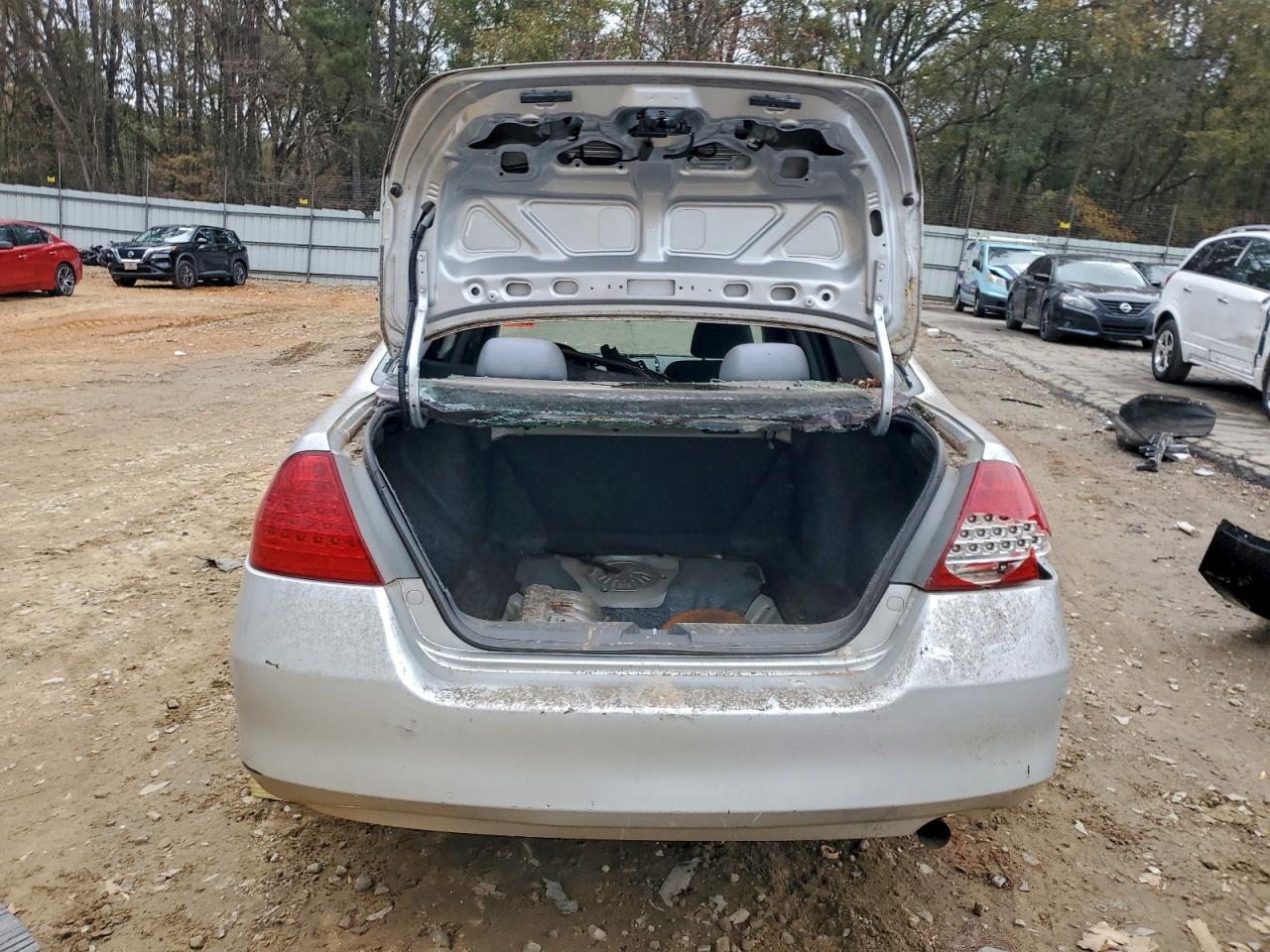 2006 HONDA ACCORD photo 6