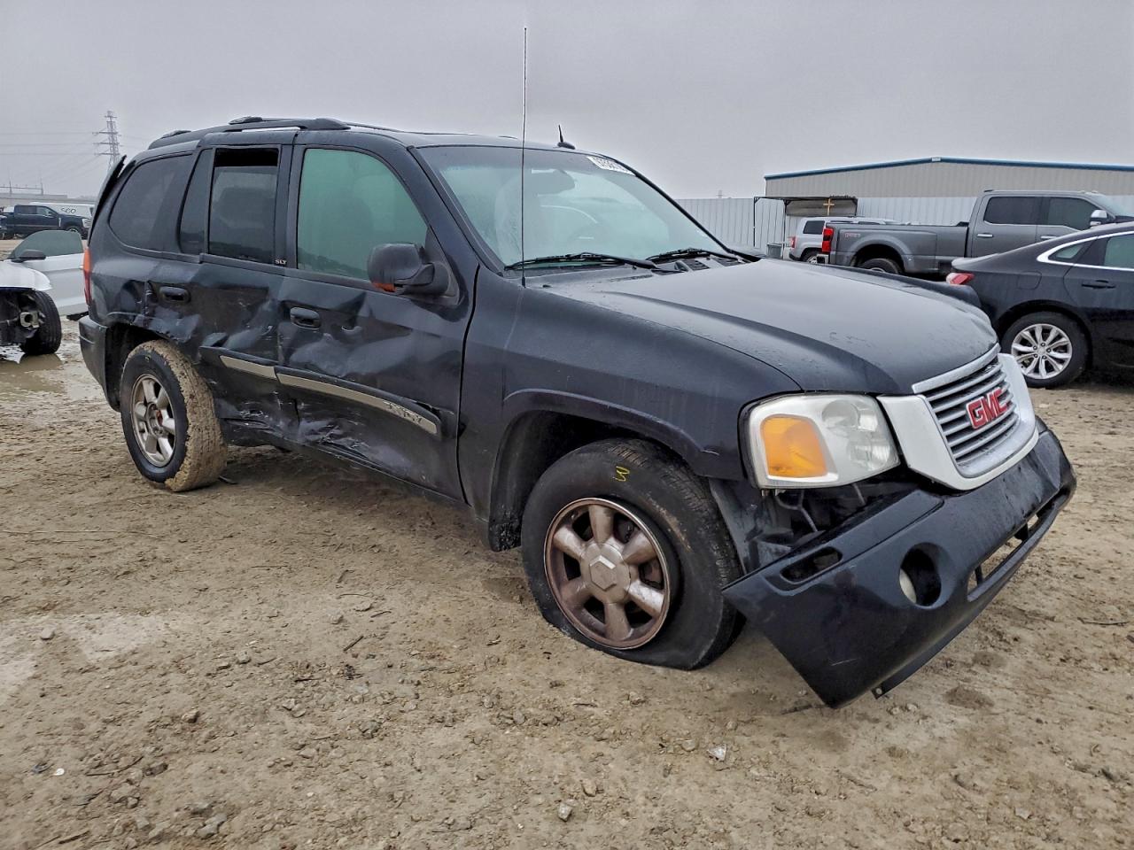 2004 GMC ENVOY photo 4