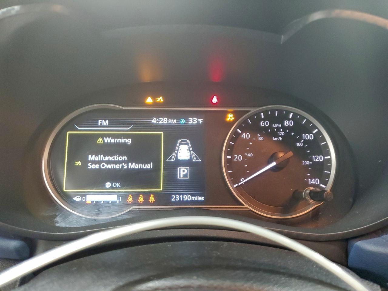 2025 NISSAN VERSA SV photo 17