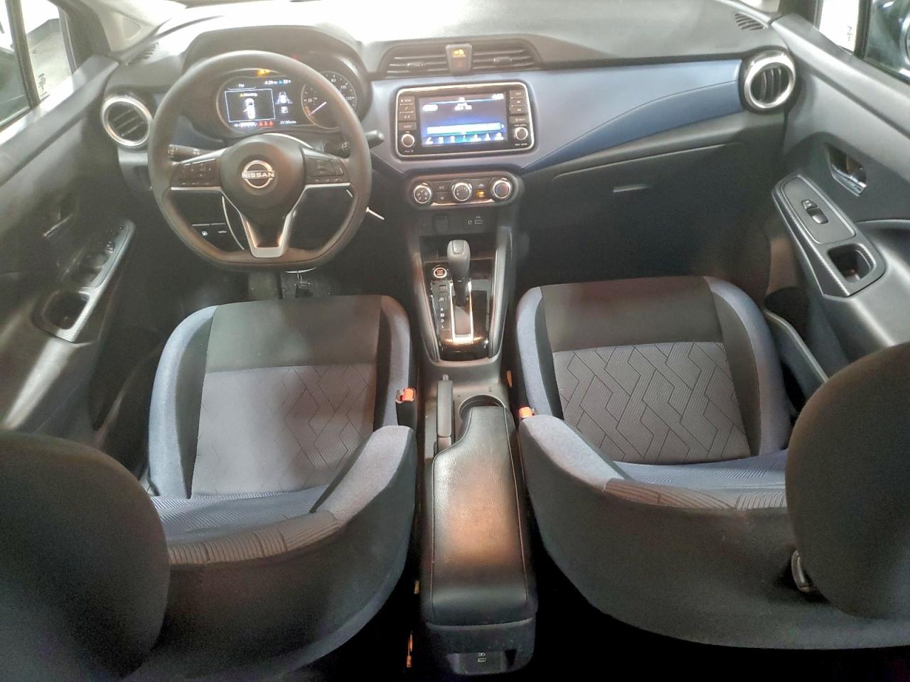 2025 NISSAN VERSA SV photo 15