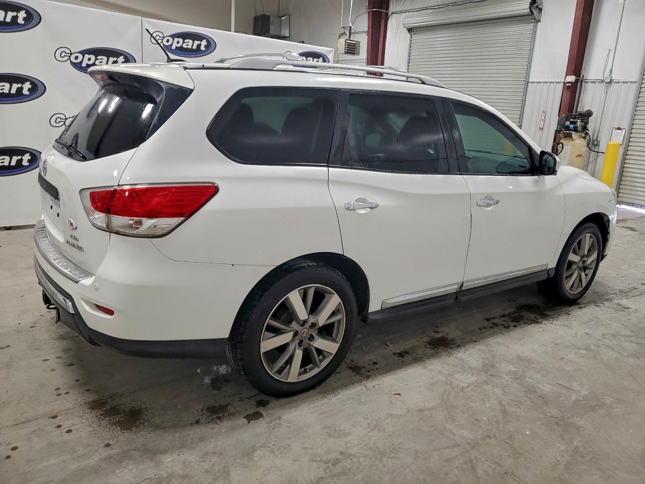 2013 NISSAN PATHFINDER S photo 3