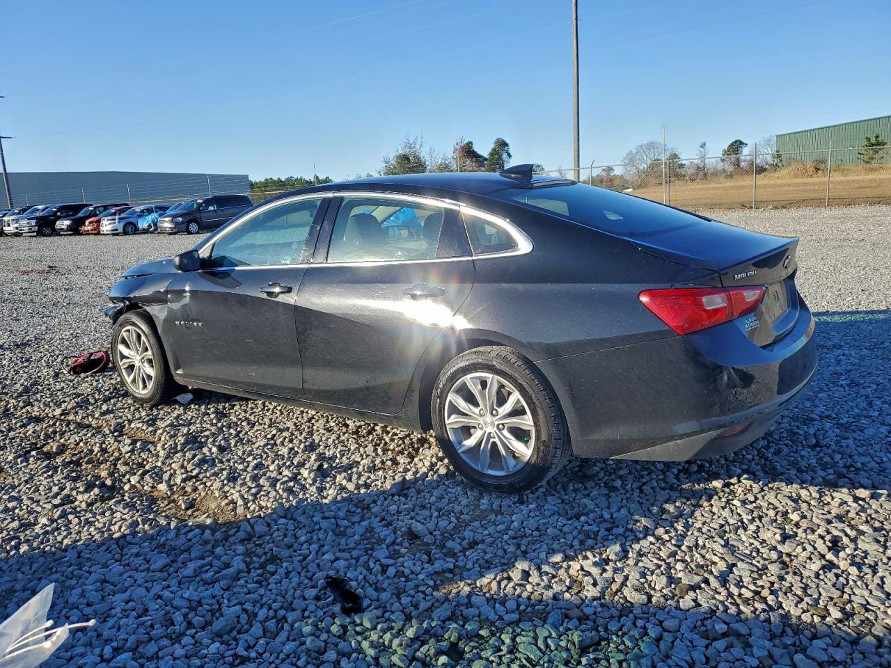 2023 CHEVROLET MALIBU LT photo 2