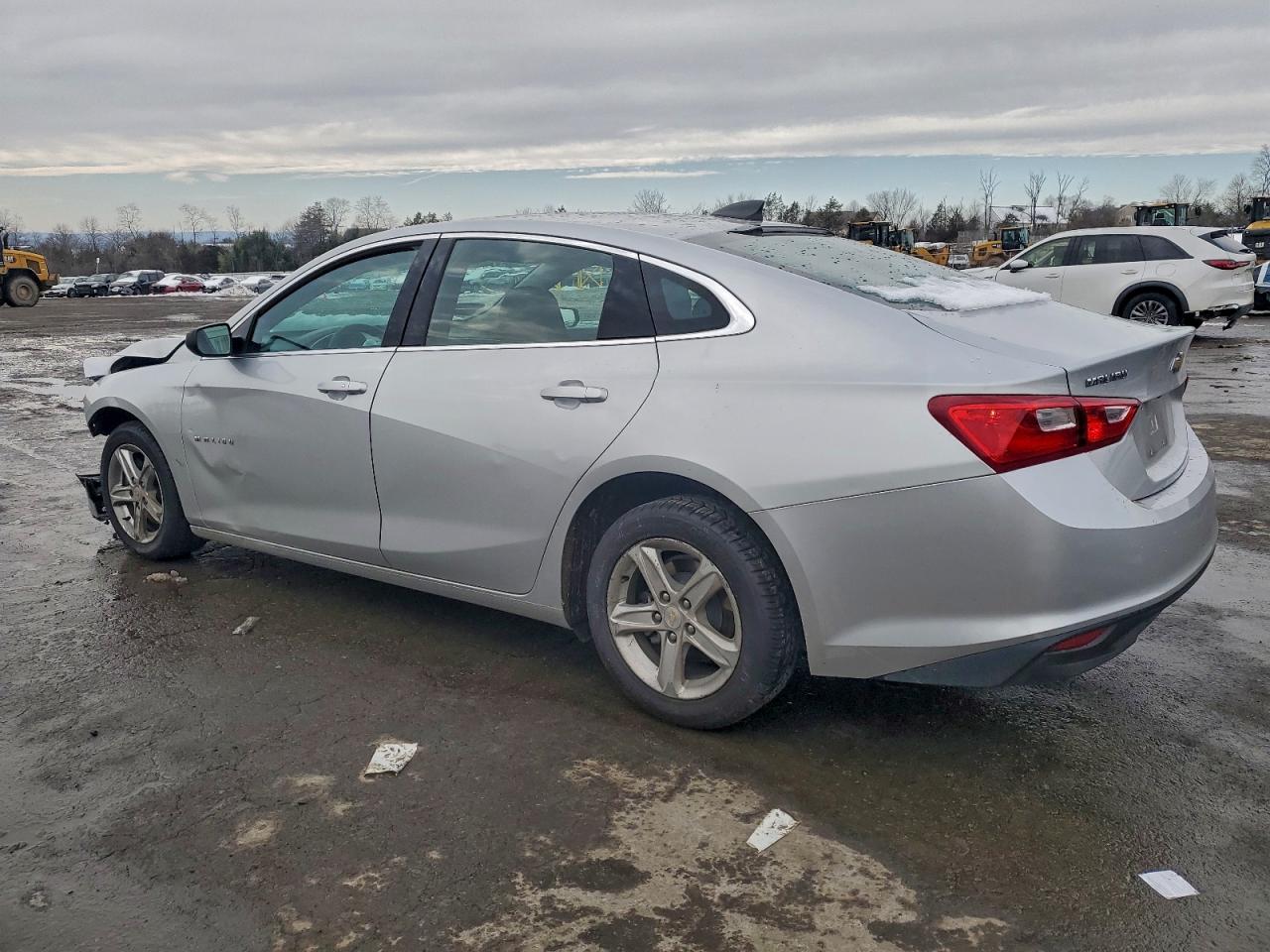 2021 CHEVROLET MALIBU LS photo 5