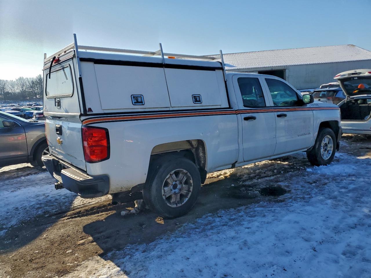 2017 CHEVROLET SILVERADO K1500 photo 3