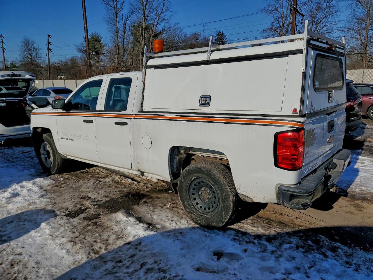 2017 CHEVROLET SILVERADO K1500 photo 2