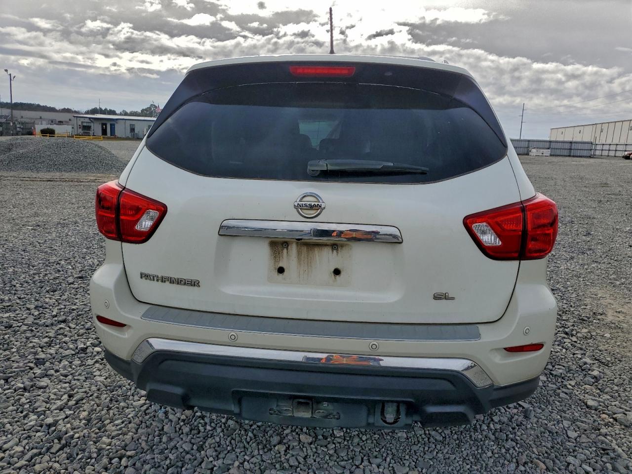 2017 NISSAN PATHFINDER S photo 11