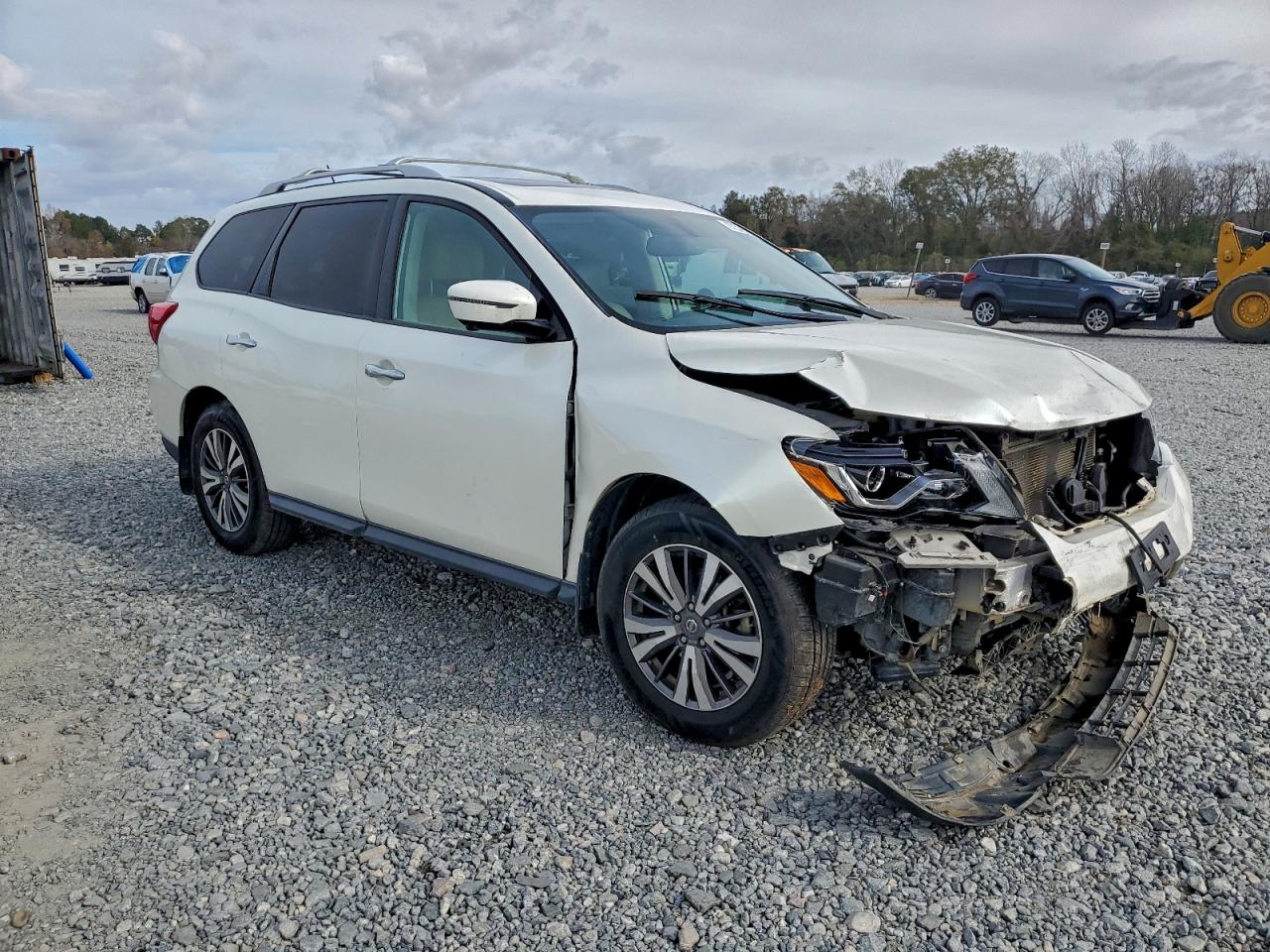2017 NISSAN PATHFINDER S photo 7