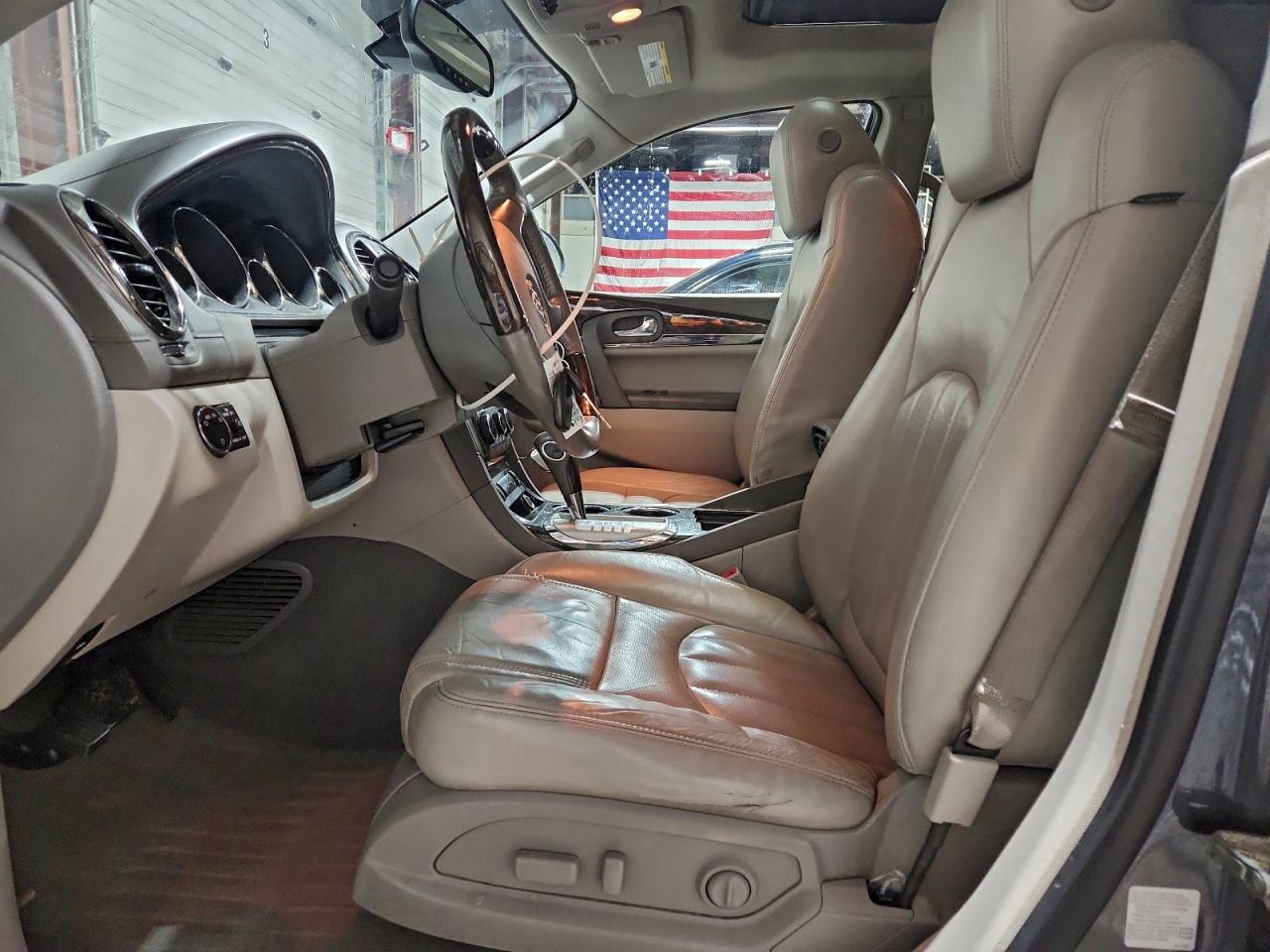2014 BUICK ENCLAVE photo 7