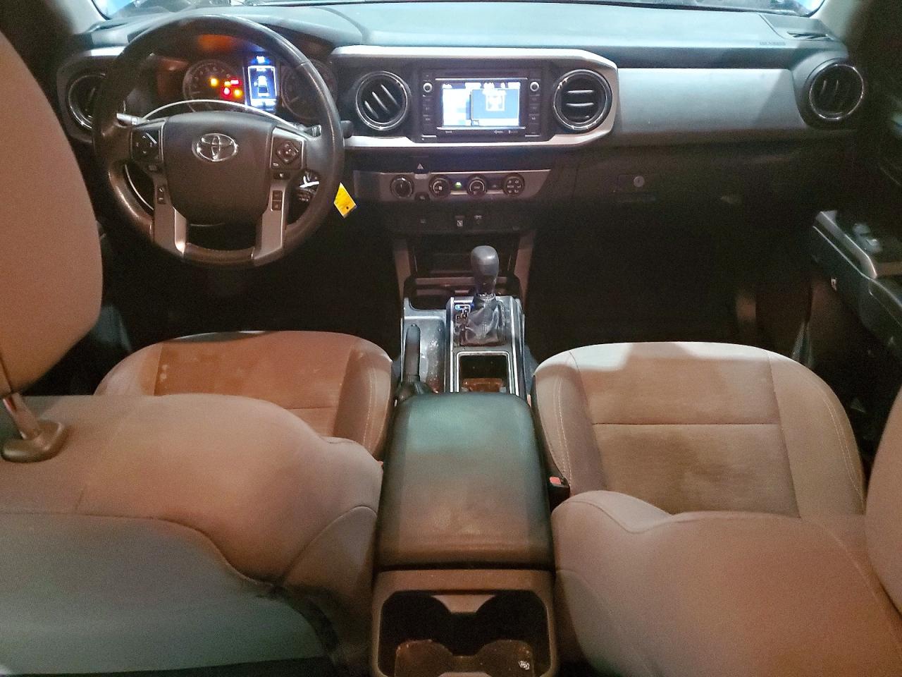 2019 TOYOTA TACOMA DOUBLE CAB photo 8