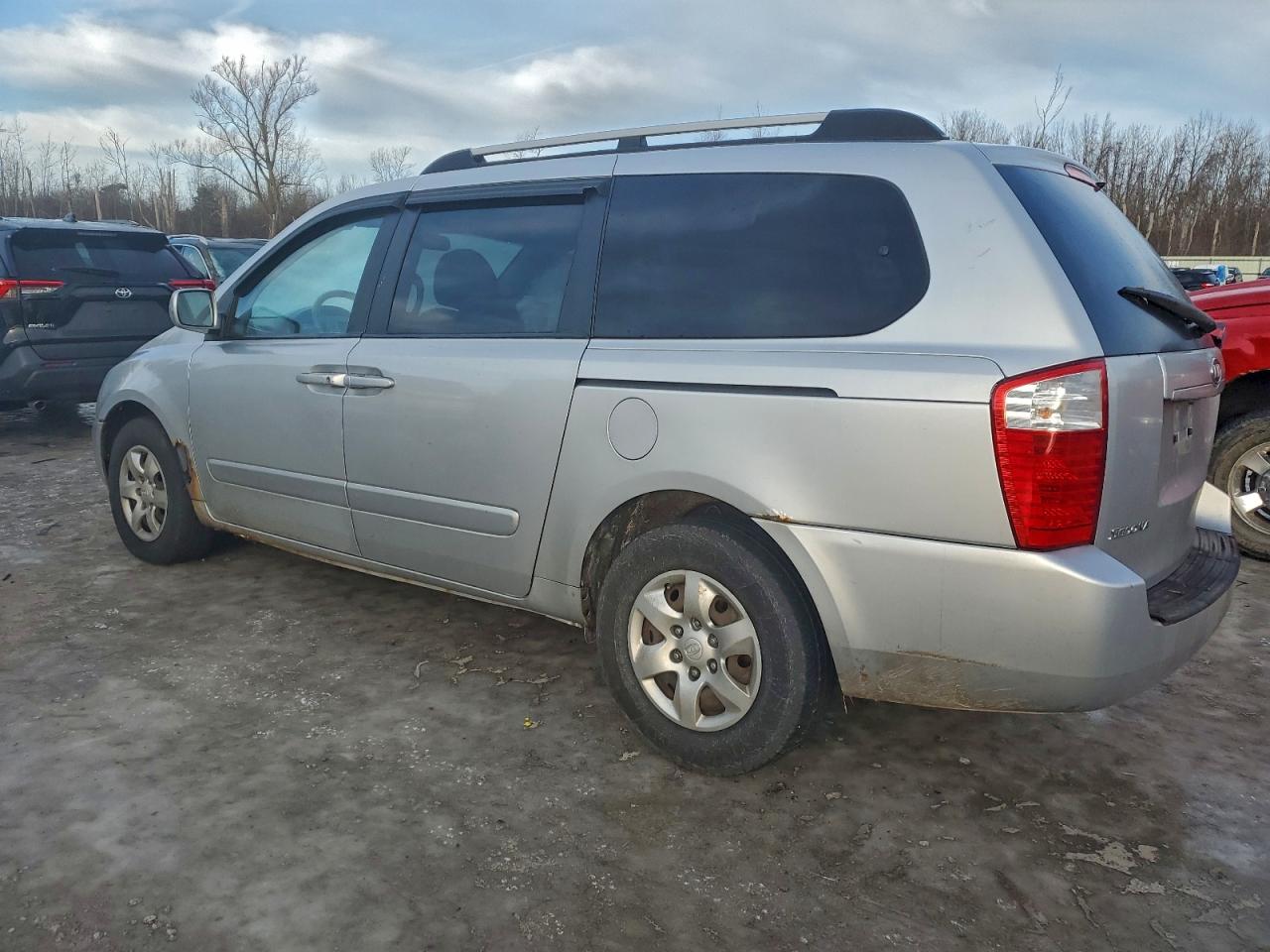 2008 KIA SEDONA EX photo 4
