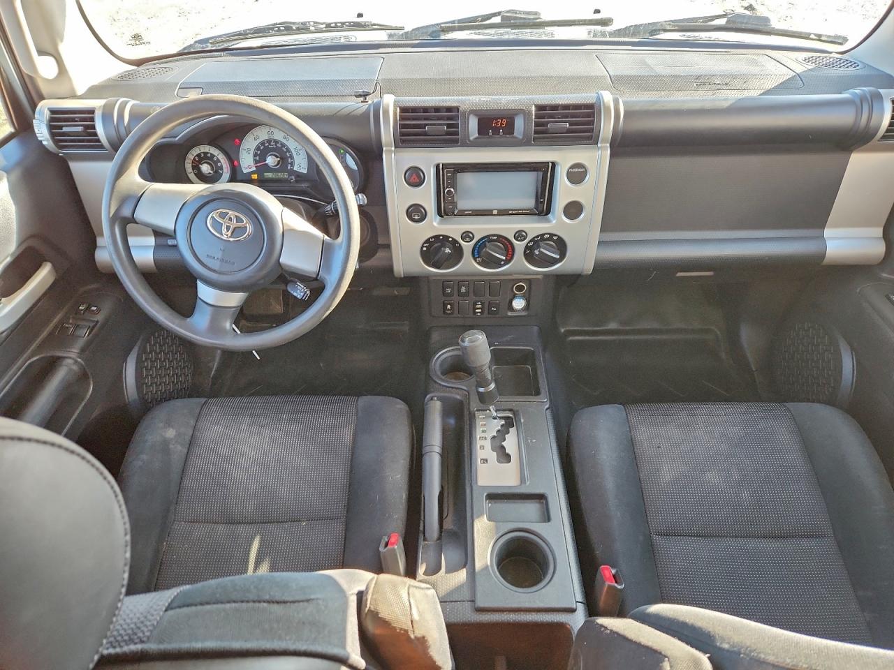 2007 TOYOTA FJ CRUISER photo 8