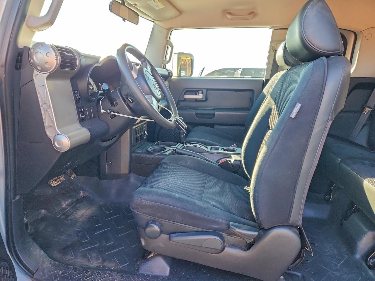 2007 TOYOTA FJ CRUISER photo 7