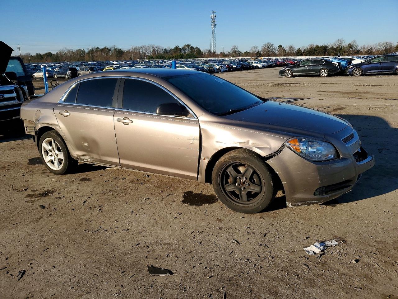 2011 CHEVROLET MALIBU LS photo 4