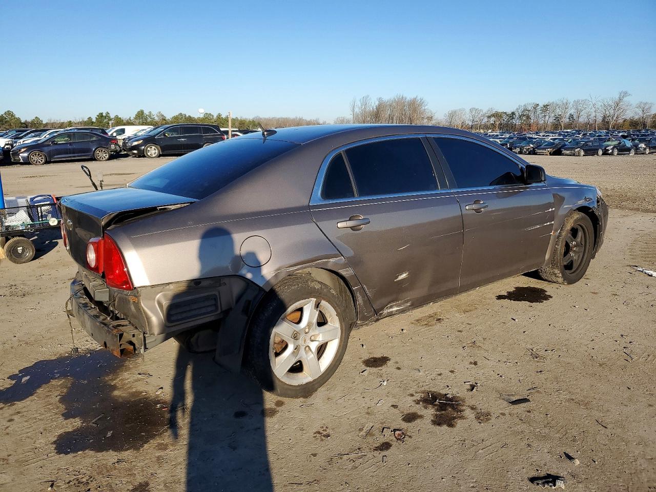 2011 CHEVROLET MALIBU LS photo 3