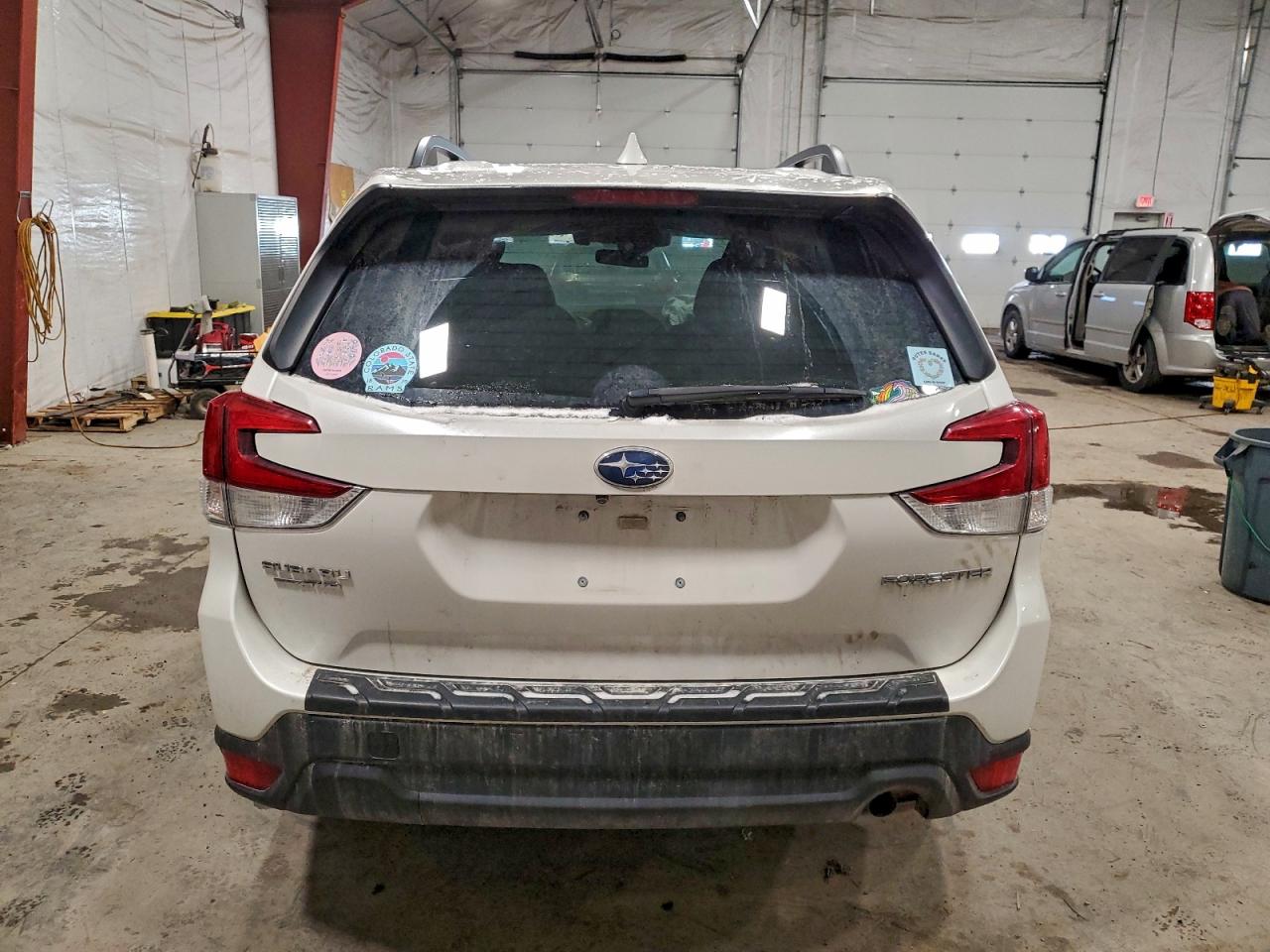 2020 SUBARU FORESTER PREMIUM photo 6