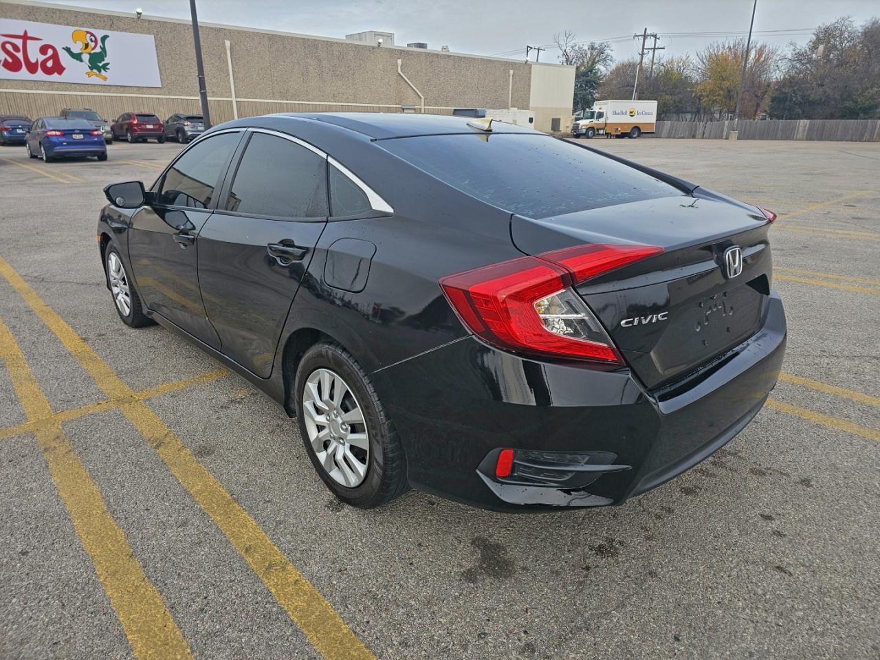 2016 HONDA CIVIC LX photo 3