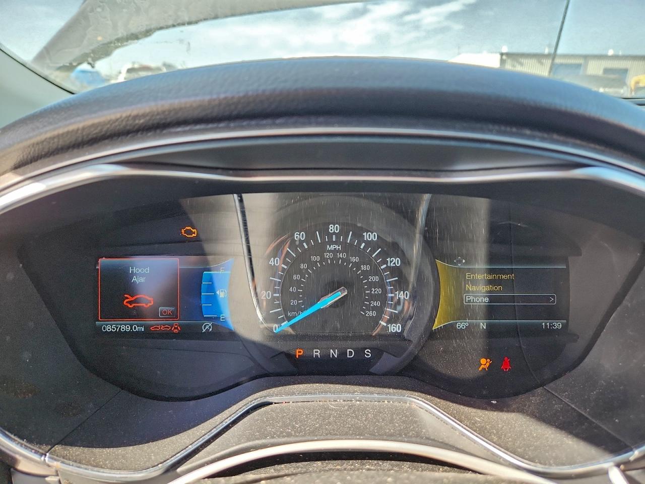 2017 FORD FUSION SE photo 9