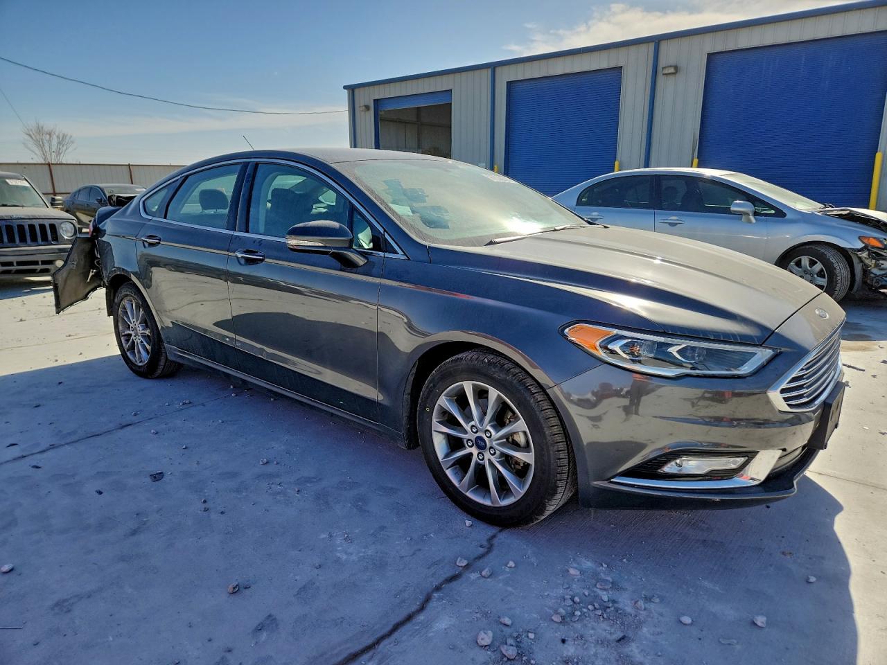 2017 FORD FUSION SE photo 4