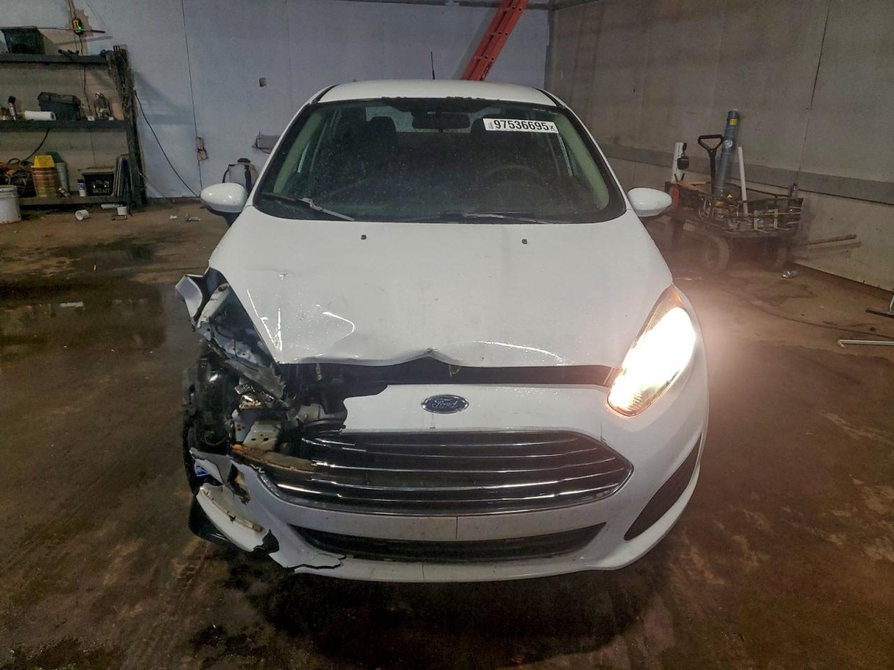 2015 FORD FIESTA SE photo 5