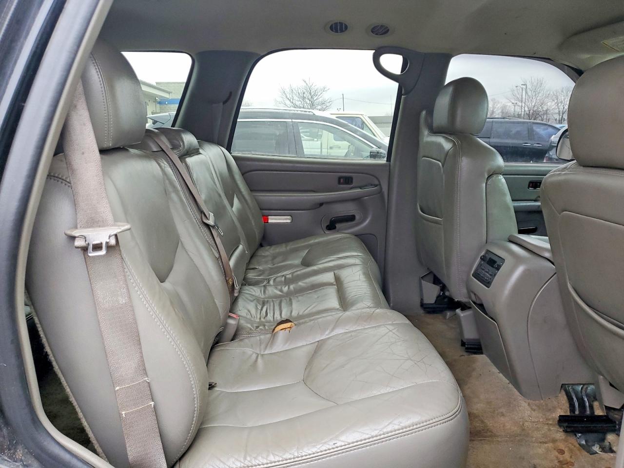2003 CHEVROLET TAHOE K1500 photo 11