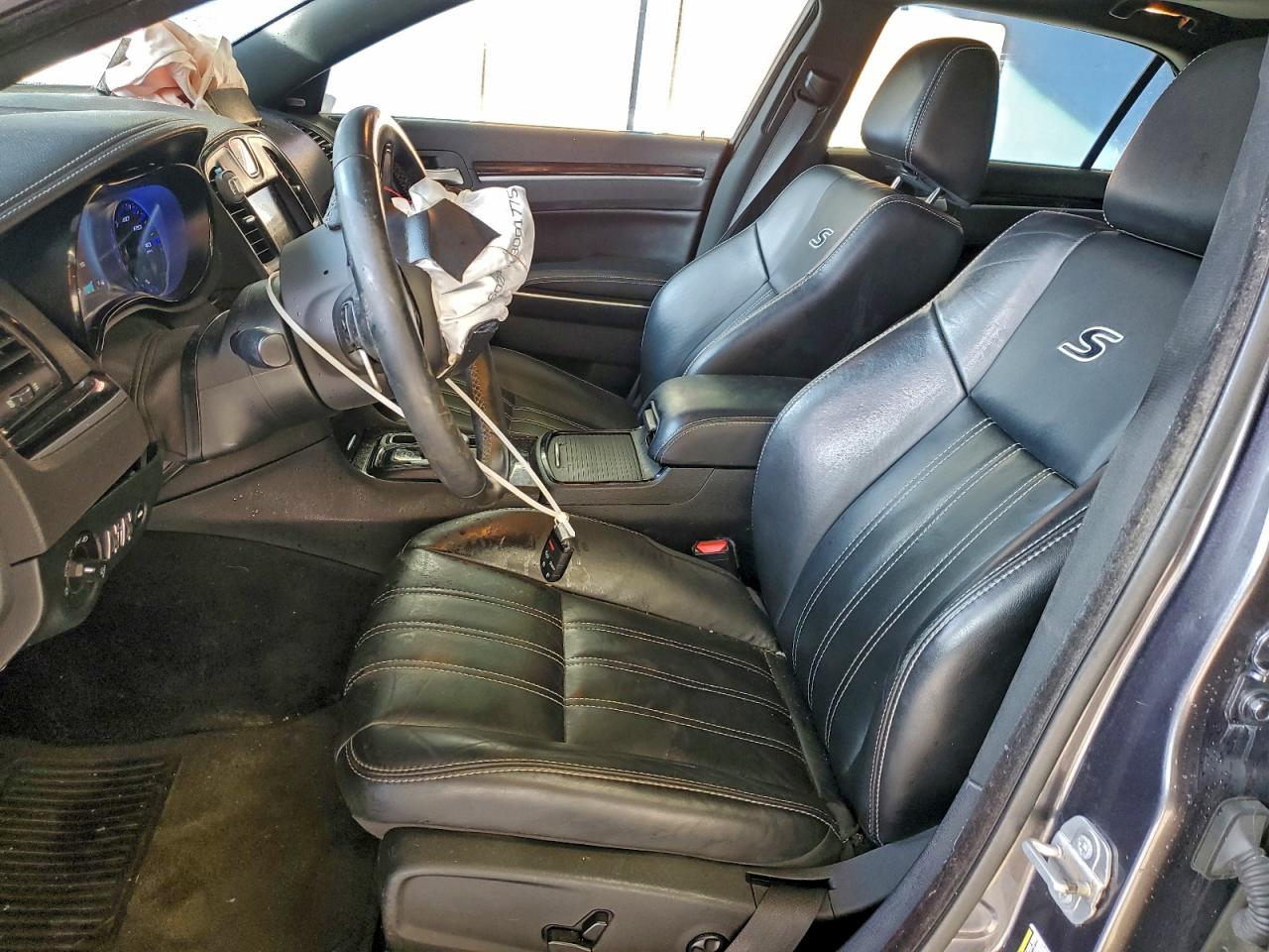 2018 CHRYSLER 300 S photo 13