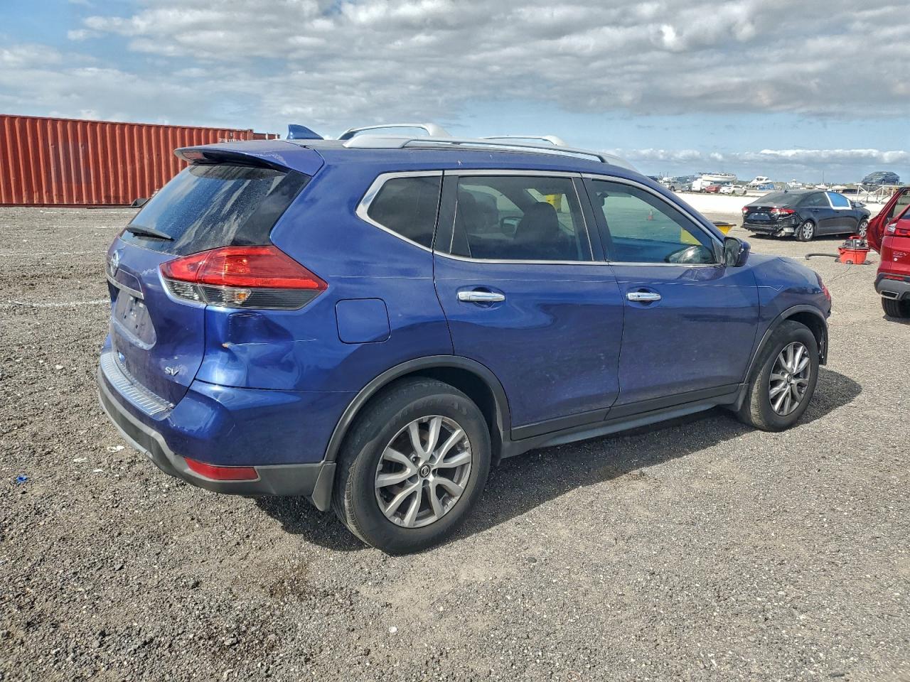 2017 NISSAN ROGUE S photo 3