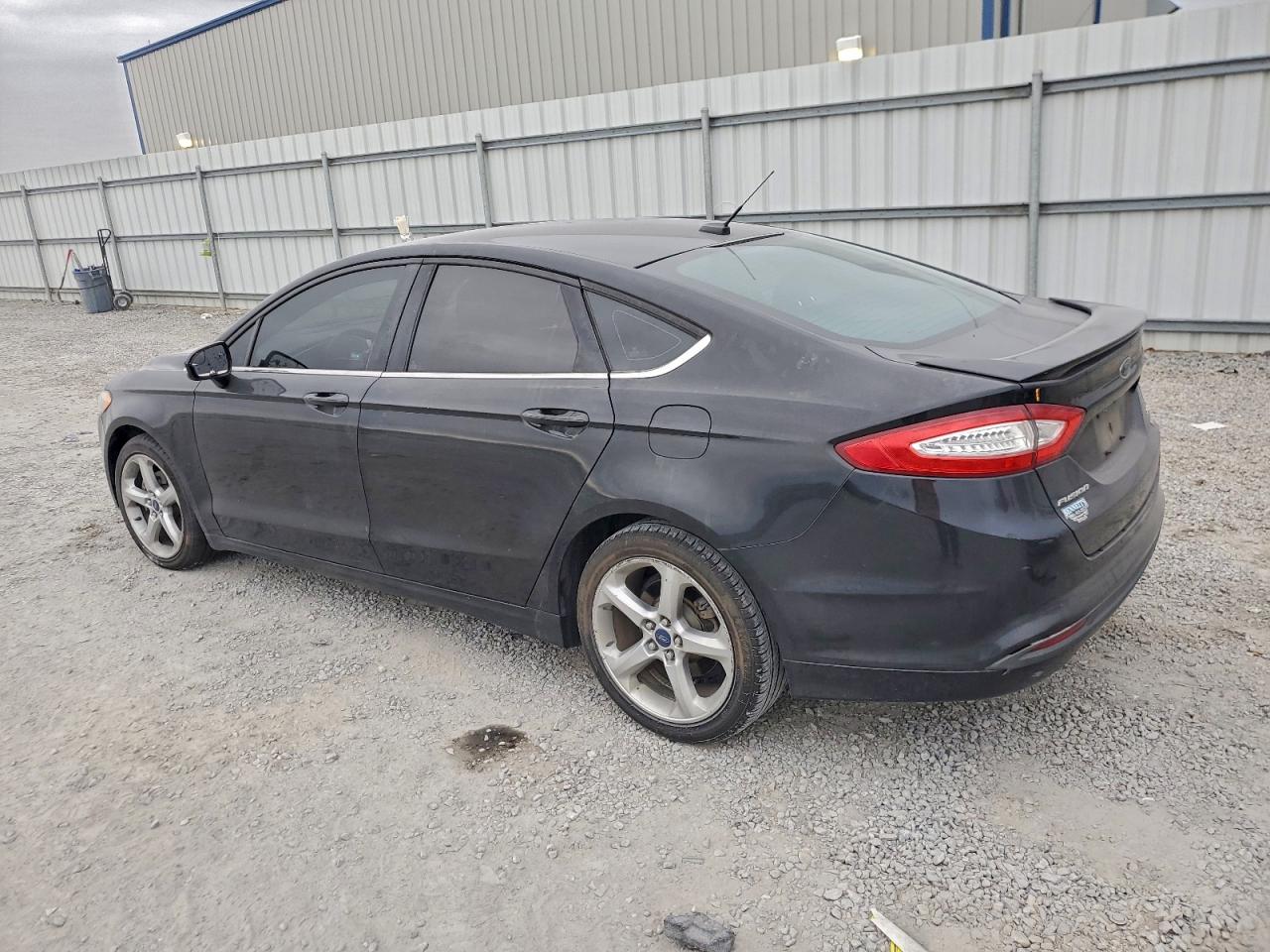2016 FORD FUSION SE photo 3