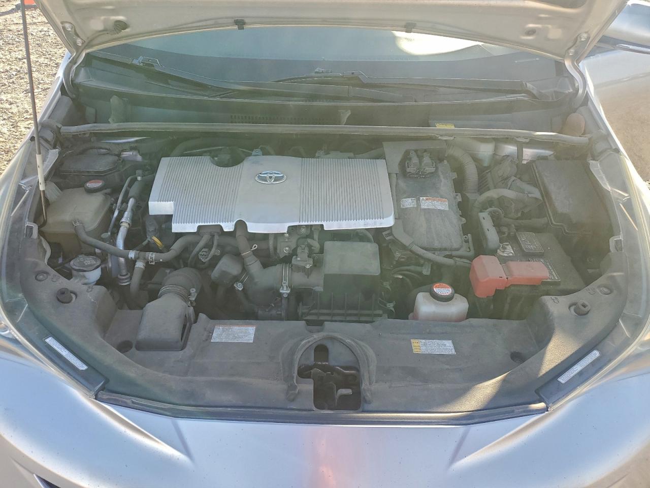 2016 TOYOTA PRIUS photo 11