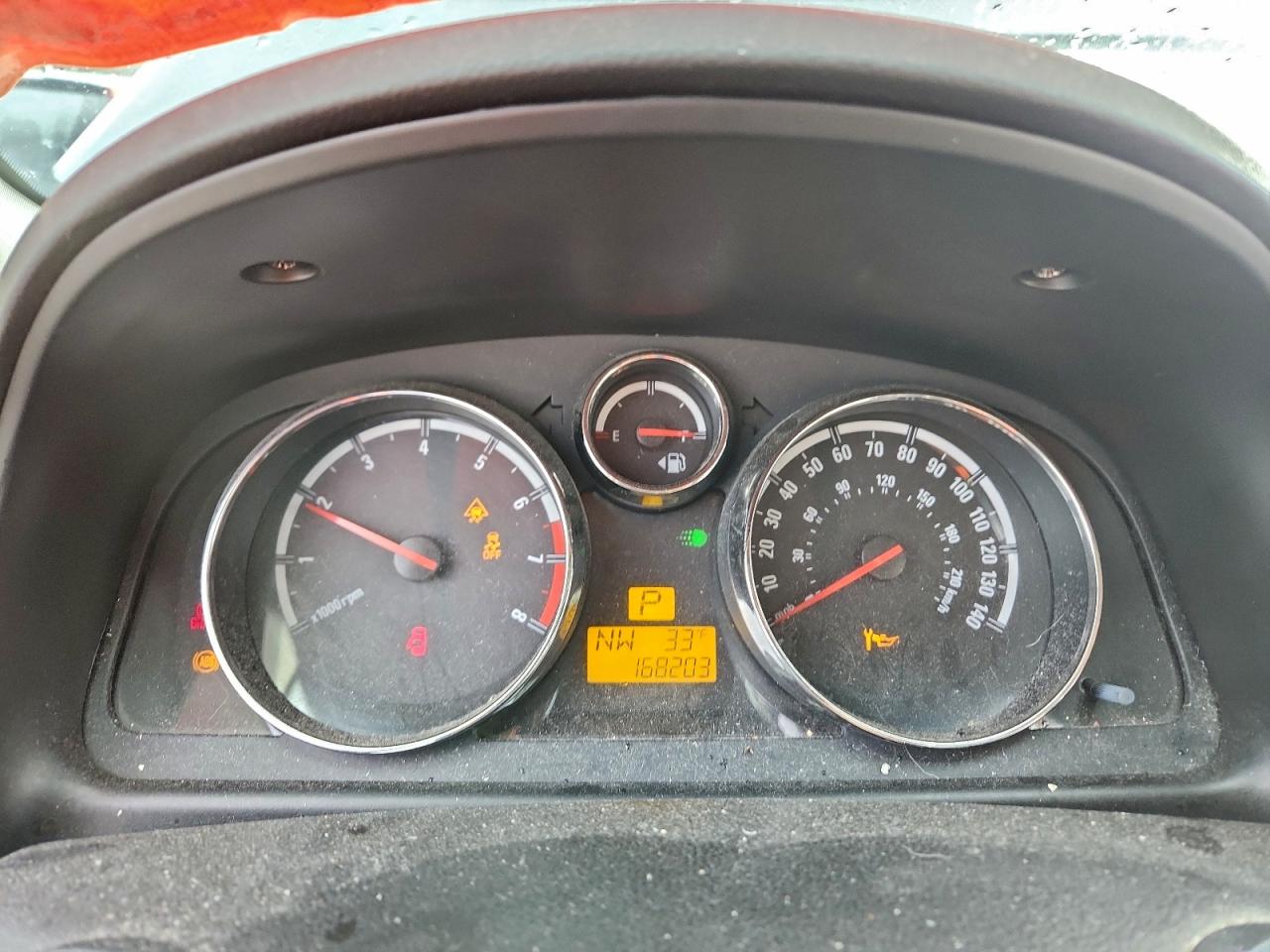 2008 SATURN VUE XR photo 9