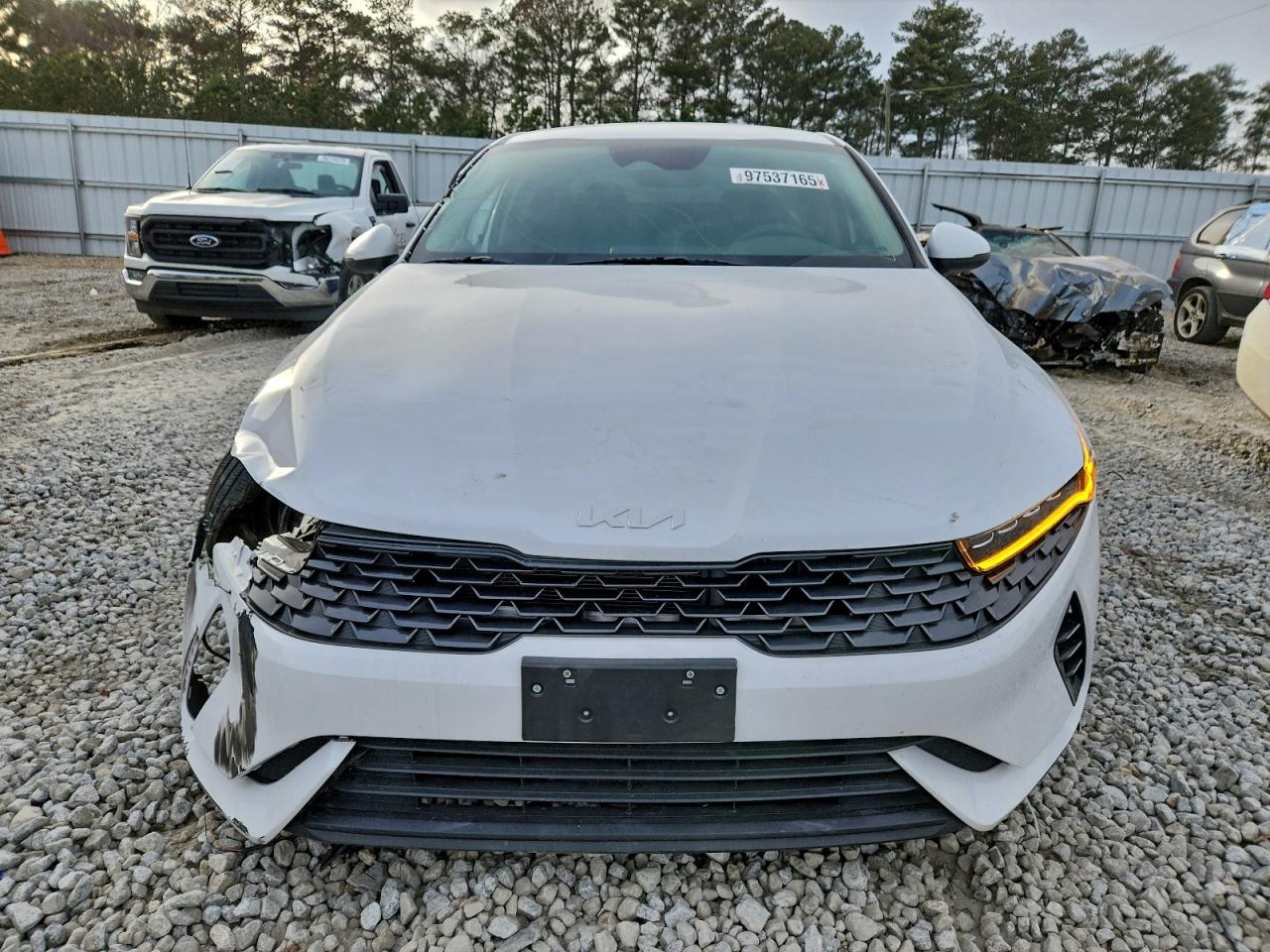 2023 KIA K5 LXS photo 5