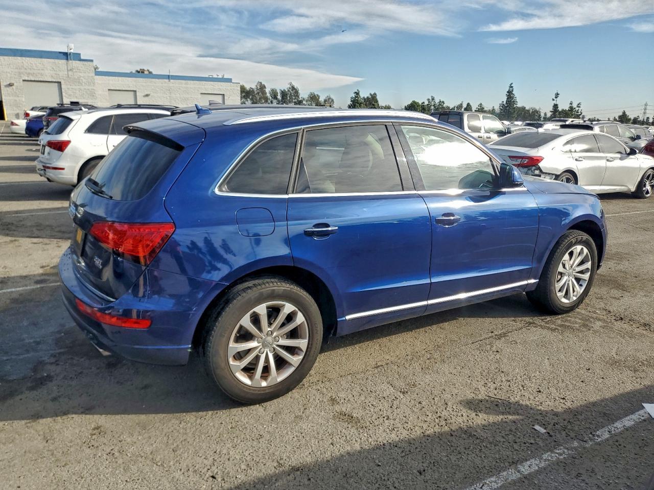 2016 AUDI Q5 PREMIUM photo 3