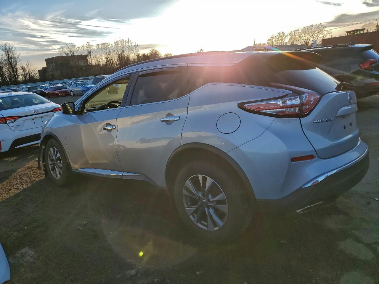 2018 NISSAN MURANO S photo 2