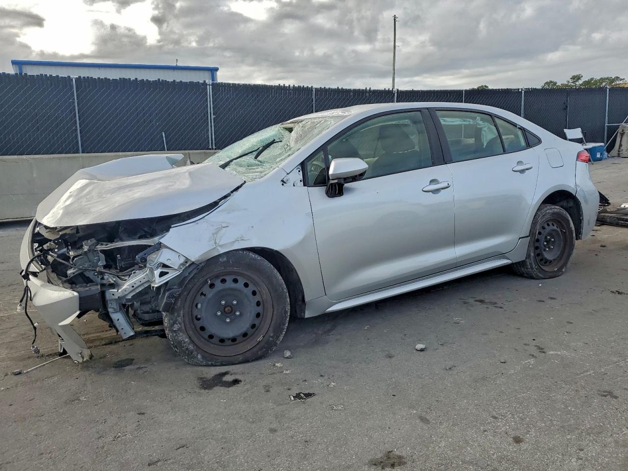 2022 TOYOTA COROLLA