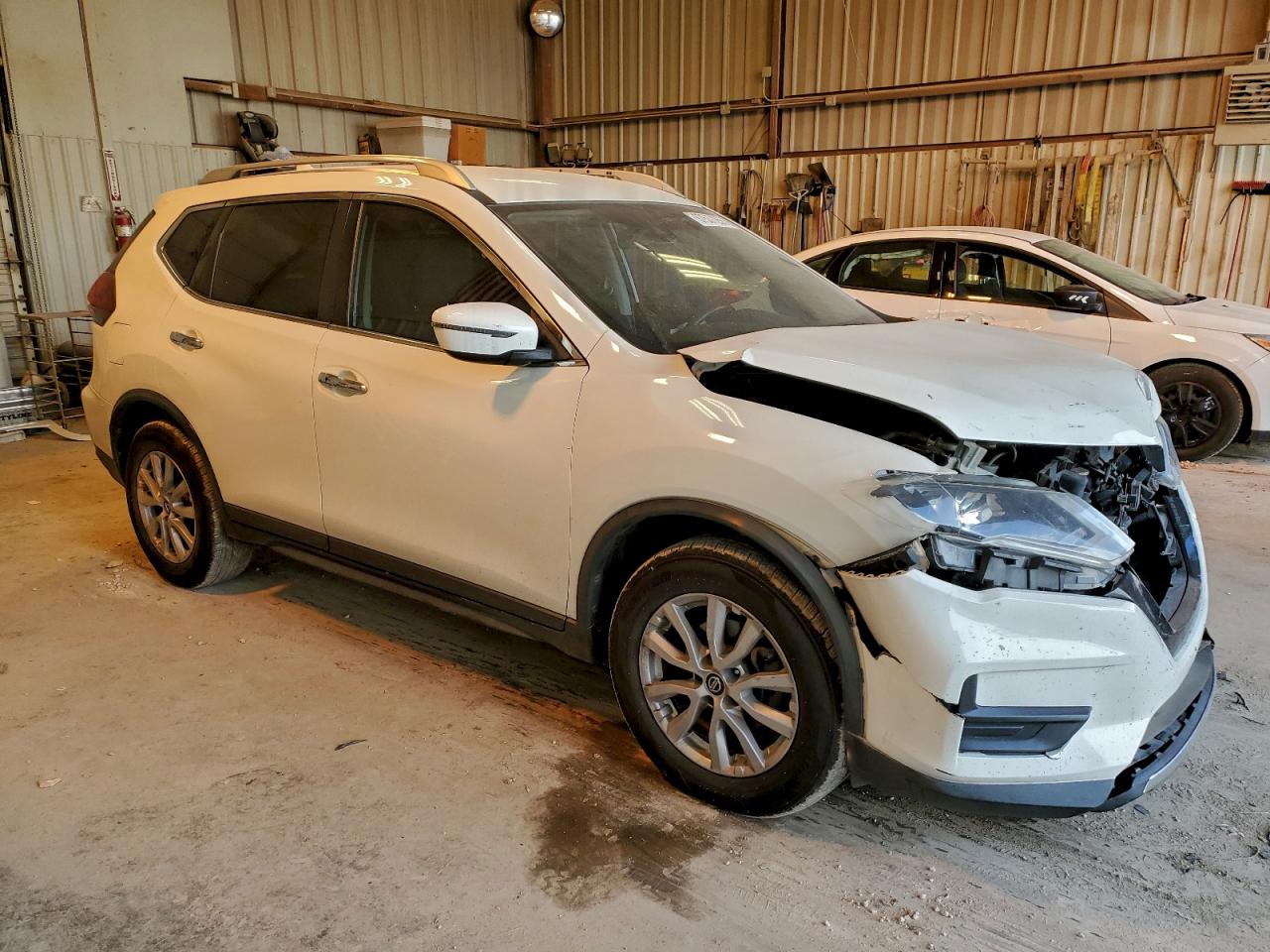 2019 NISSAN ROGUE S photo 4